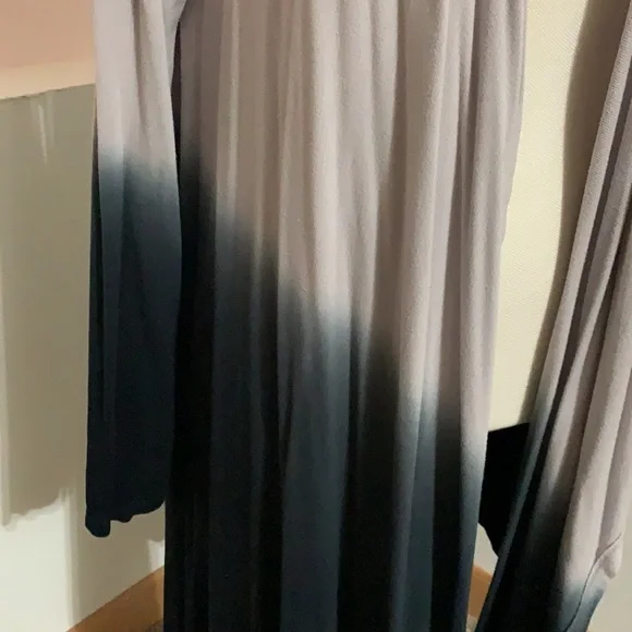 Handkerchief bottom light jacket - Picture 2 of 7